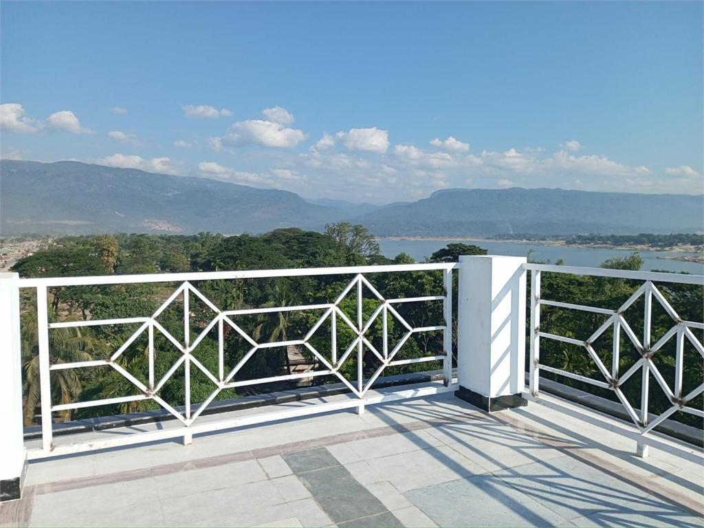 Shada Pathor Hotel & Resort Companiganj Exteriör bild